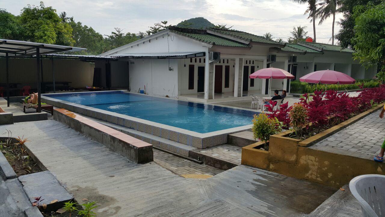 Jo Homestay Селонг Беланак Екстериор снимка